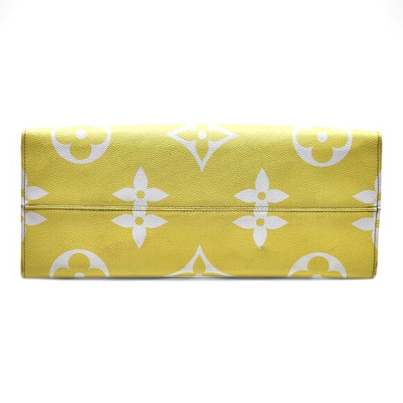 Louis Vuitton OnTheGo Tote By The Pool Monogram Giant GM Pink - Picture 5 of 10